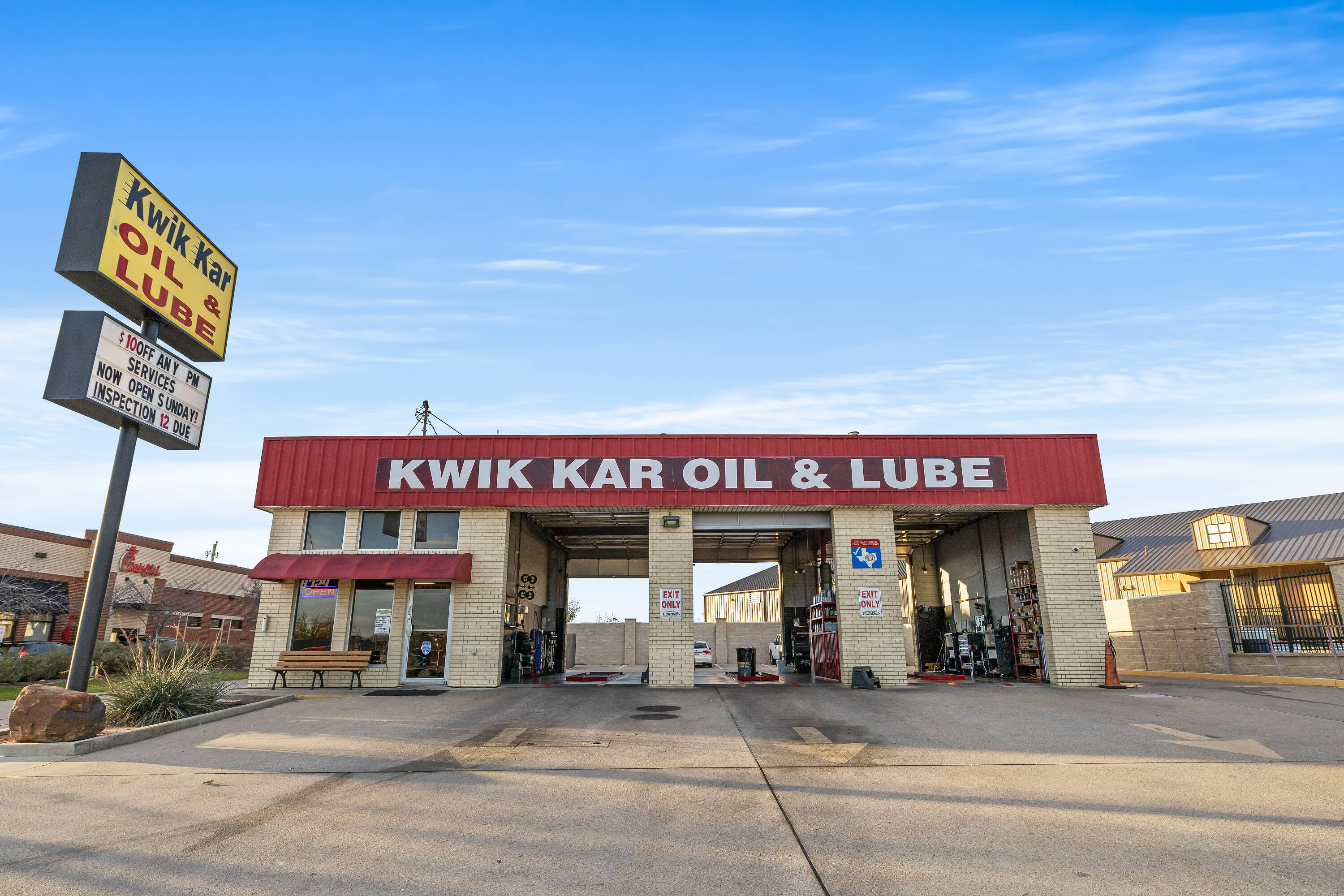 Commercial Property for Sale in Benbrook Texas 76126